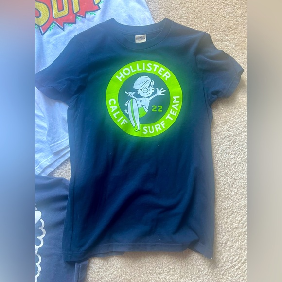 Men’s Small Hollister Graphic T-shirt Lot - Picture 3 of 4